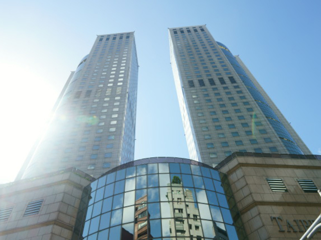 9. シャングリラ ファー イースタン プラザ ホテル