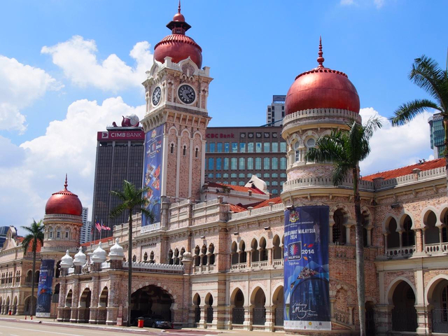 スルタン アブドゥル サマド ビル (旧連邦事務局ビル)