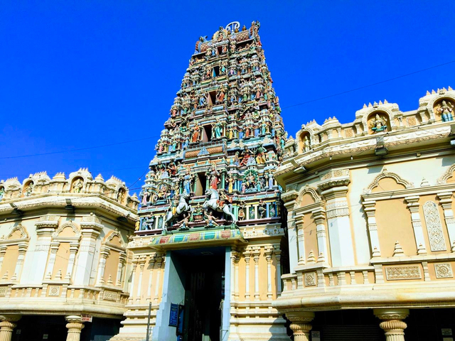 スリ マハ マリアマン寺院