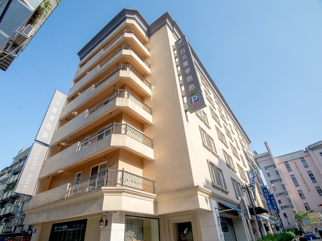 7. フォワード ホテル