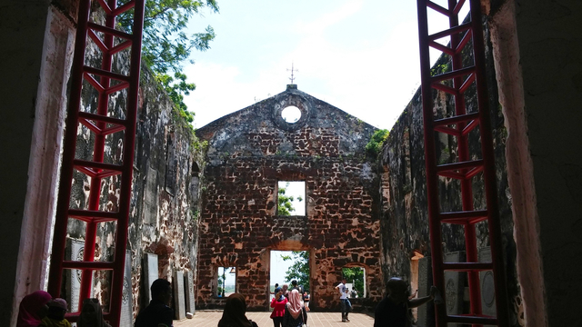 セント ポール教会跡