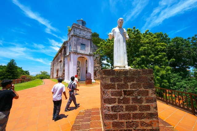 セント ポール教会跡