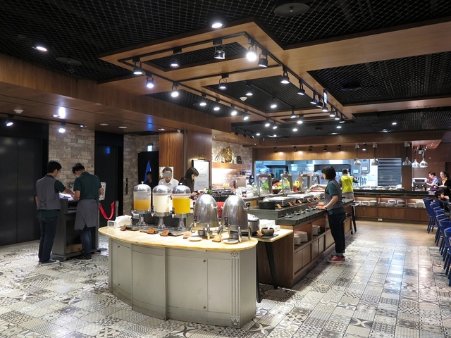 3. ジャスト スリープ カオション ステーション (高雄駅前館)