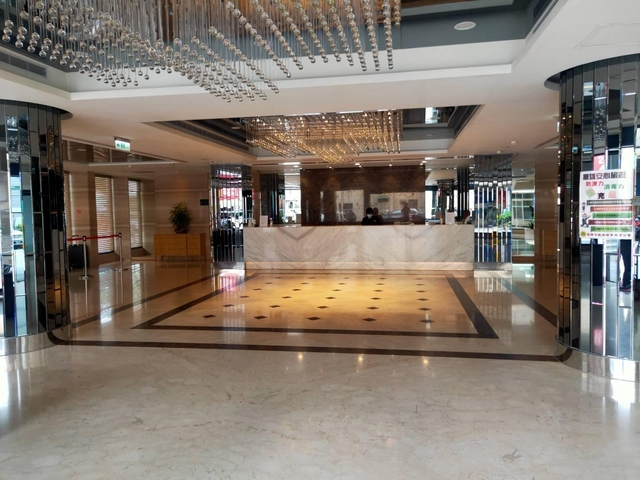 4. デルトン ホテル