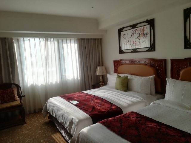 10. ホテル サンシャイン