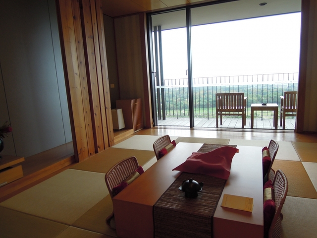 おすすめホテル「ホテル ロイヤル チャオ シー」