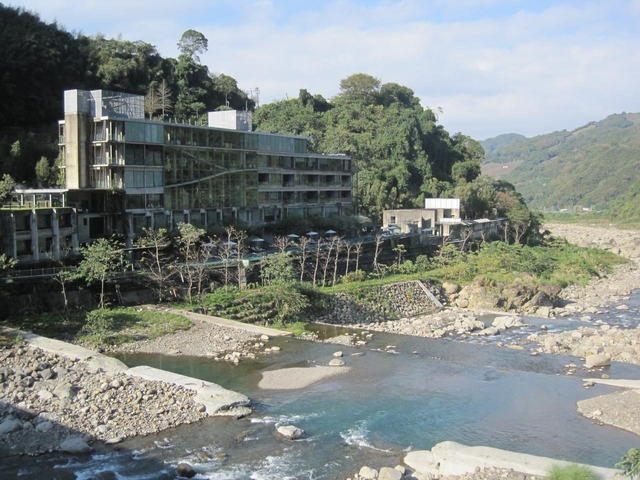 4. 泰安温泉 / 苗栗