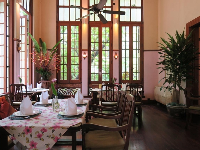 4. アリヤソム ヴィラ ホテル