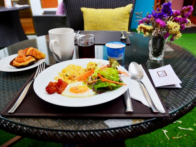 5. ラ プティ サリル スクムビット トンロー 1