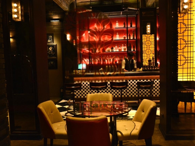 7. シャンハイ マンション バンコク