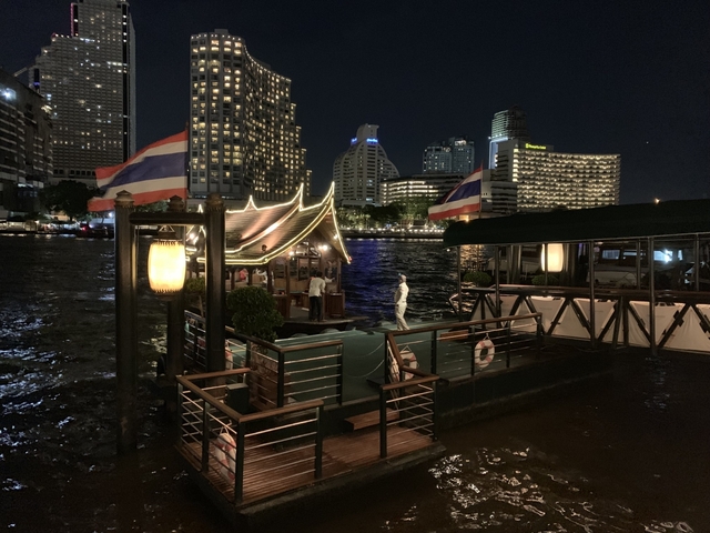 4. ザ ペニンシュラ バンコク