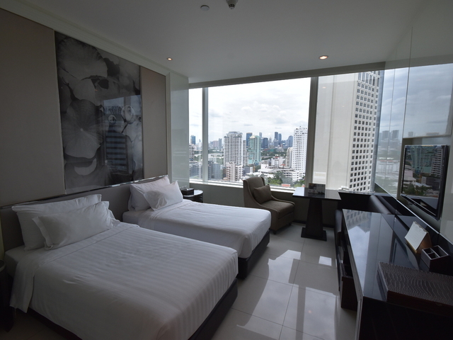 4. グランデ センター ポイント ホテル ターミナル 21