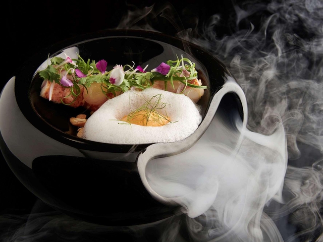 1. サイアム ケンピンスキー ホテル バンコク