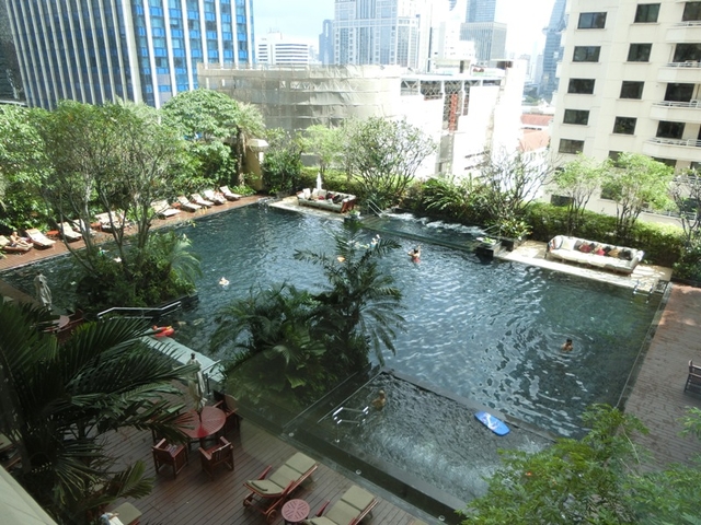 6. グランデ センター ポイント ホテル ラチャダムリ