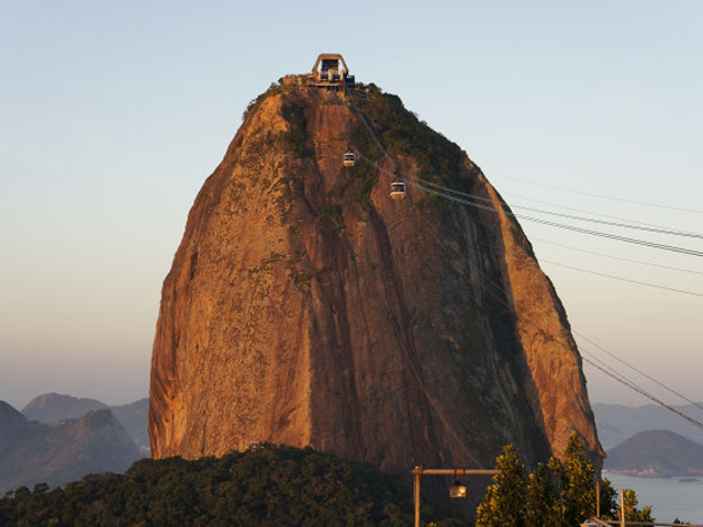 2.ポン ジ アスーカル