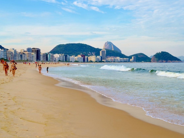 4.コパカバーナ & レーメ ビーチ