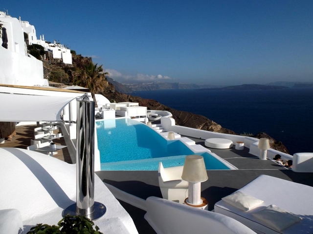 【28位】キリニ スイーツ アンド スパ ホテル/ ギリシャ