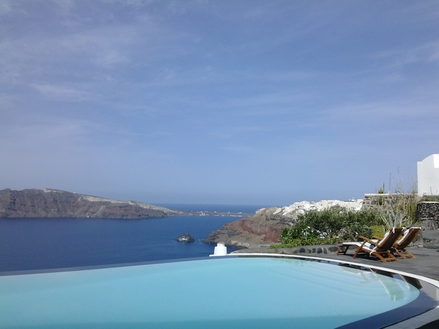 【25位】ぺリヴォラス ホテル/ ギリシャ