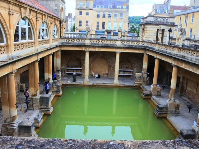 【6位】ローマン バス / イギリス