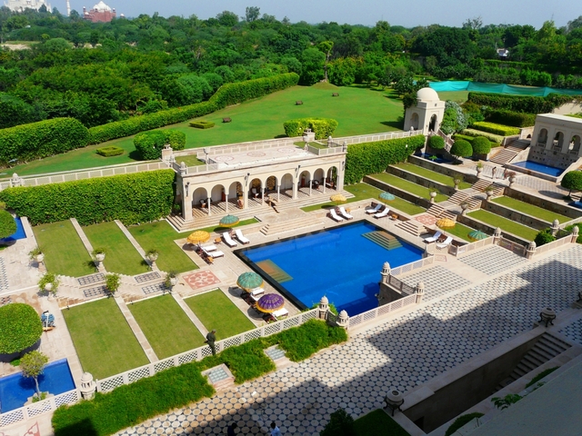 2.ザ オベロイ アマル ヴィラス アグラ ホテル