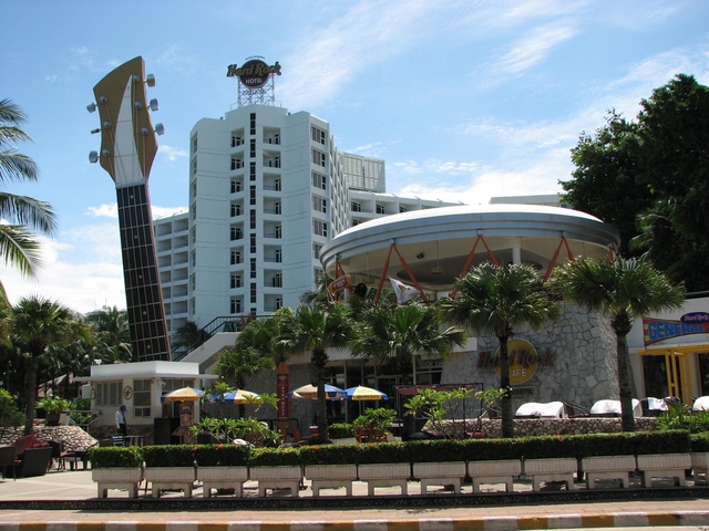 4. ハードロック ホテル パタヤ