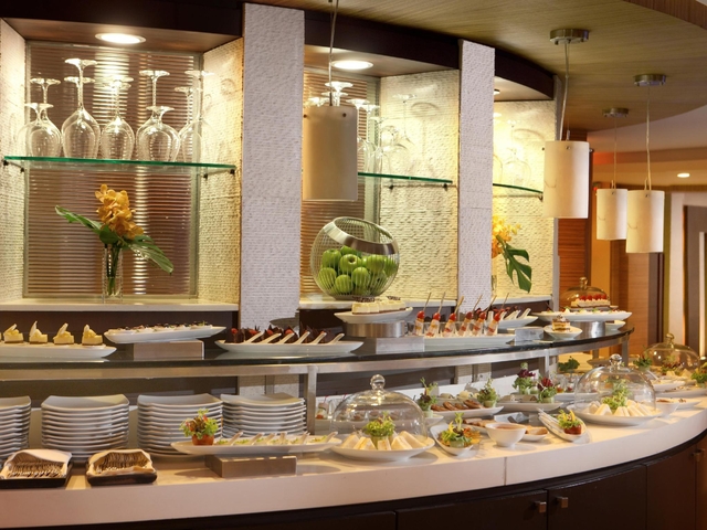 6. デュシ タニ パタヤ