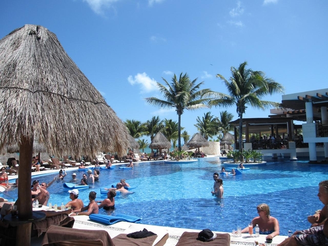 6.エクセレンス プラジャ ムヘーレス オール インクルーシブ 