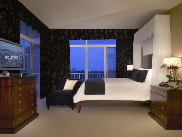 2. ビバリー ヒルトン ホテル