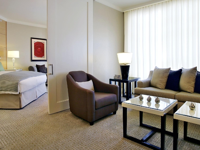 5. ソフィテル ロサンゼルス アット ビバリーヒルズ