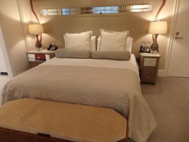 6. ザ ビバリー ヒルズ ホテル ドーチェスター コレクション