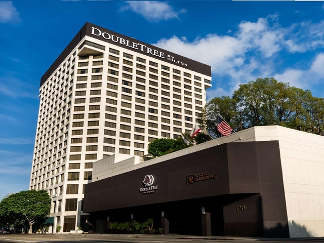 4.ダブルツリー バイ ヒルトン ロサンゼルス ダウンタウン ホテル