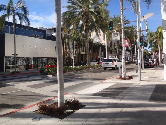 どこへ行くにも便利なダウンタウンに泊まってLAを満喫