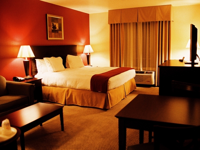 6.ホリデイ イン エクスプレス ハリウッド ウォーク オブ フェイム