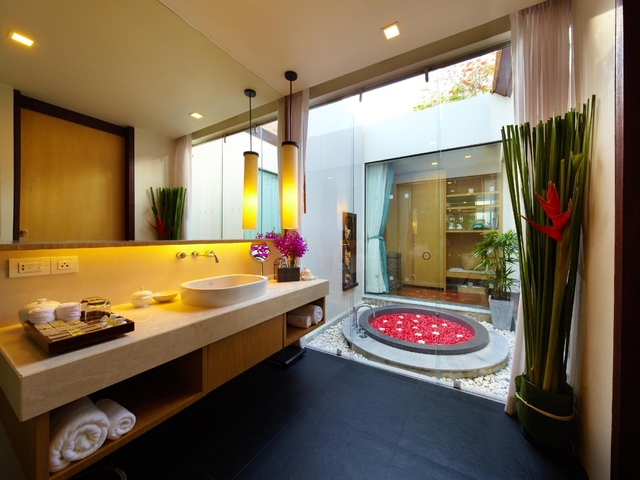 3.チャウエン リージェント ビーチ リゾート