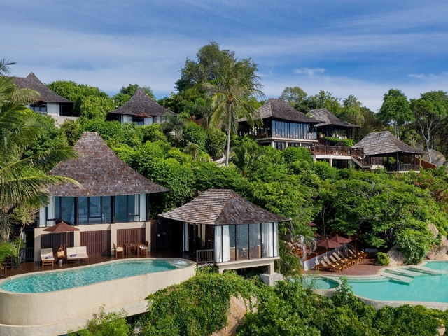 6.シラヴァディ プール スパ リゾート