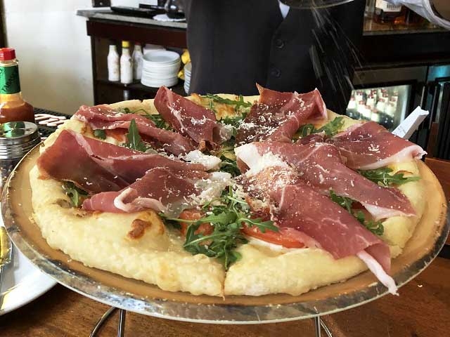 イル ルピーノ トラットリア ＆ ワイン バー