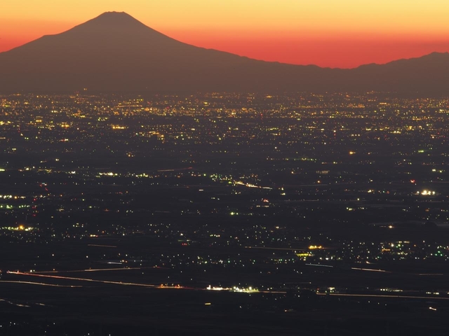 4. 筑波山ロープウェイ スターダストクルージング 夜の筑波山空中散歩 / 茨城