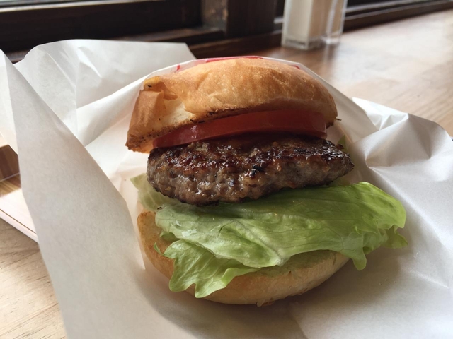 5位 バーガーショップ あいかわ
