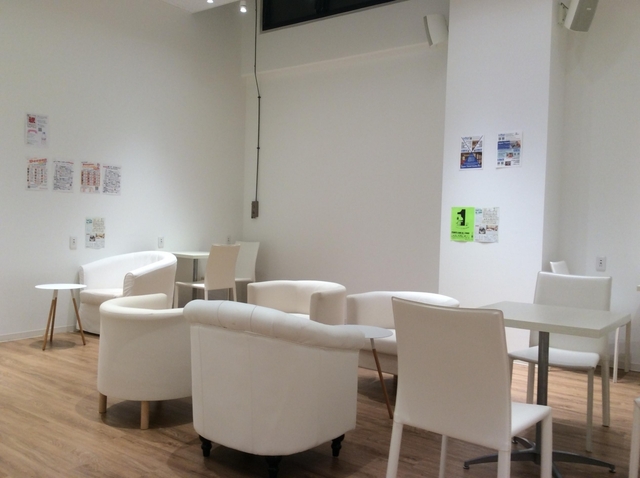 女性だけが泊まれるカプセルホテル 秋葉原BAY HOTEL / 秋葉原