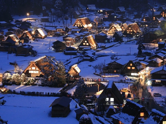 11. 白川郷合掌造り集落 / 岐阜