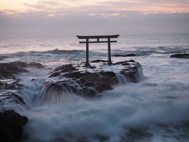 4. 茨城・大洗磯前神社の気嵐