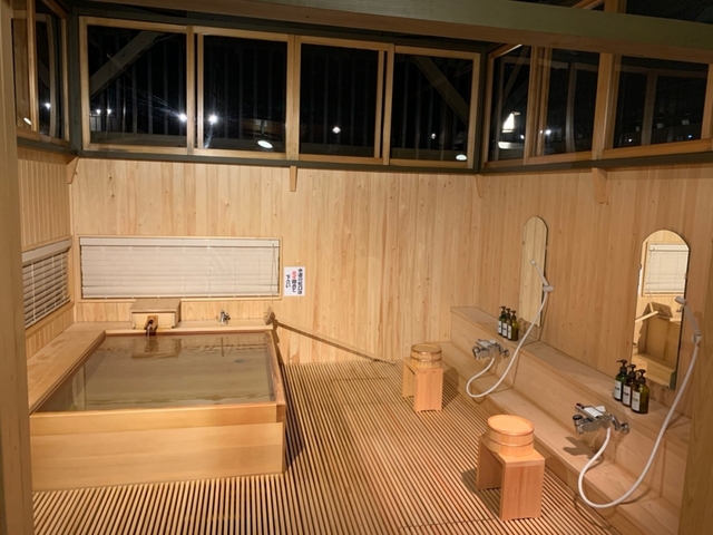 8. 銀山温泉 旅館 永澤平八