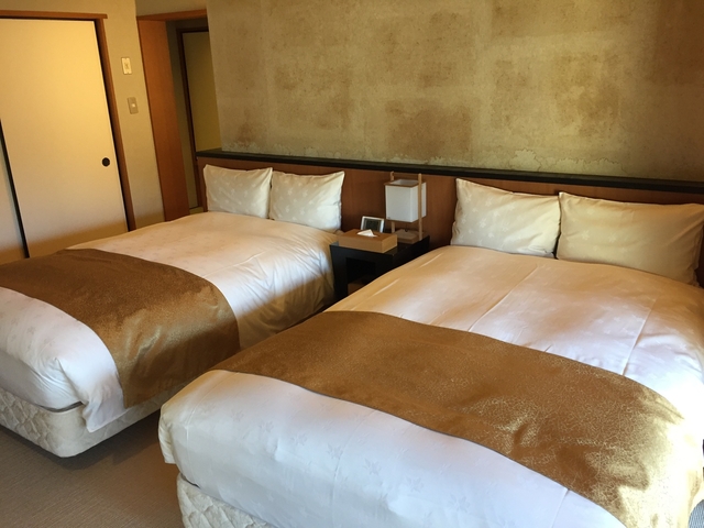 仙石原温泉 仙郷楼 / 仙石原