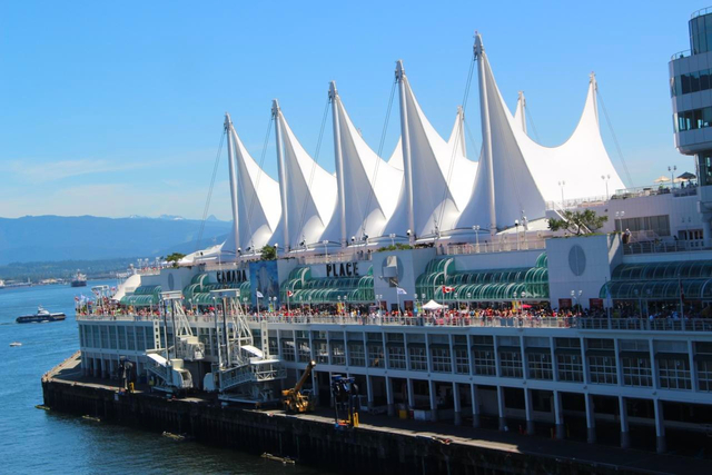 カナダプレイス