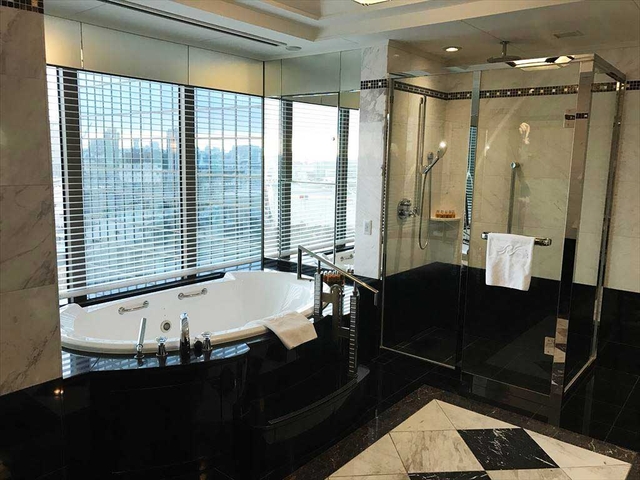 東京ベイコートホテルの魅力と実際の宿泊者の声をご紹介