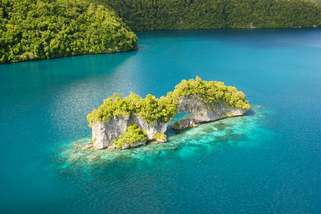 ナチュラルアーチ