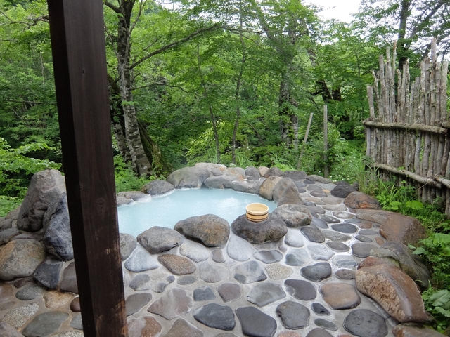 乳頭温泉郷 鶴の湯別館 山の宿