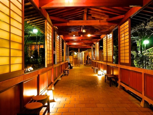 おすすめの宿3. 有馬温泉　月光園　鴻朧館(こうろうかん)