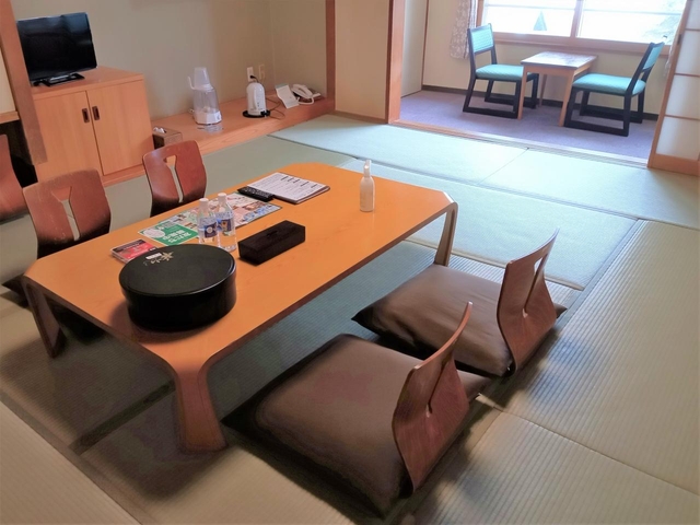 万座温泉　日進舘