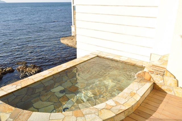 荒磯温泉 荒磯館 / 中国・島根県